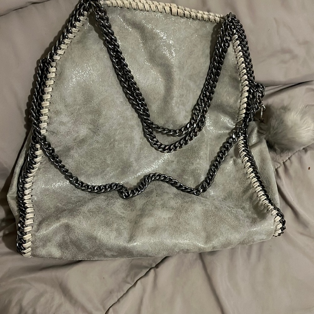 Stella McCartney dupe bag from Amazon